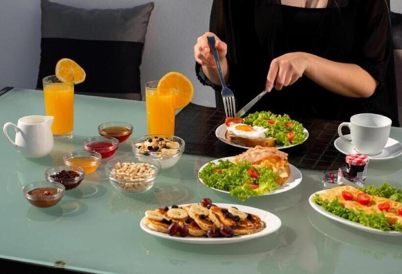 جناح عائلي, Ambiente Luxury Suites