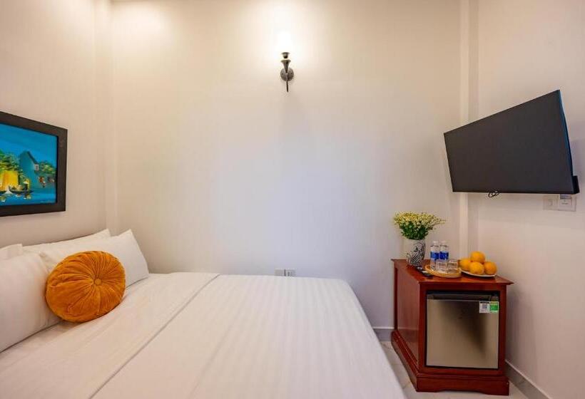 اتاق استاندارد یک نفره, Golden Sun Hotel Hoi An