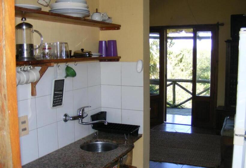 Standard studio with lake view, Hale Lau