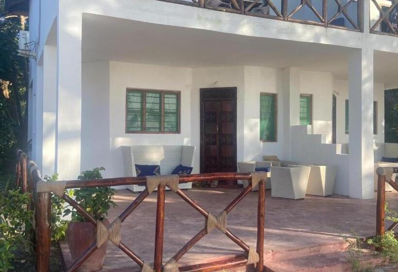 חדר דלוקס נוף לים, Kaure Sand Beach Lodge