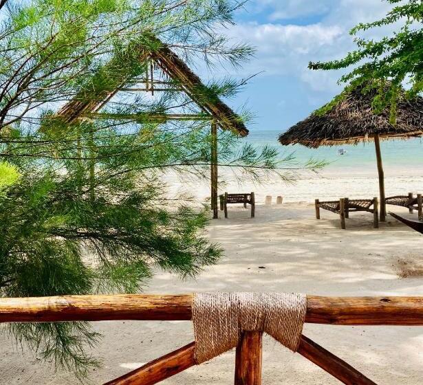 חדר דלוקס נוף לים, Kaure Sand Beach Lodge