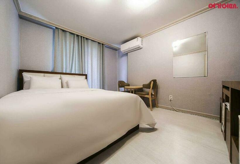 Номер Стандарт, Goodstay Grand Motel Chuncheon