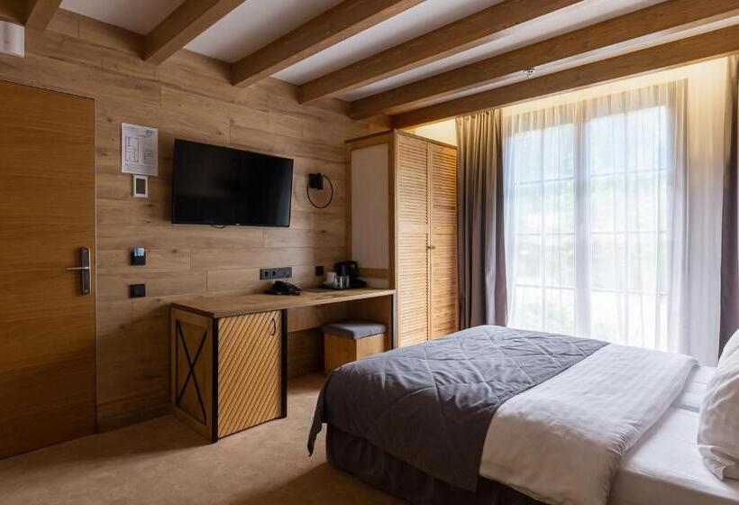 ジュニアスイート, Bukovel