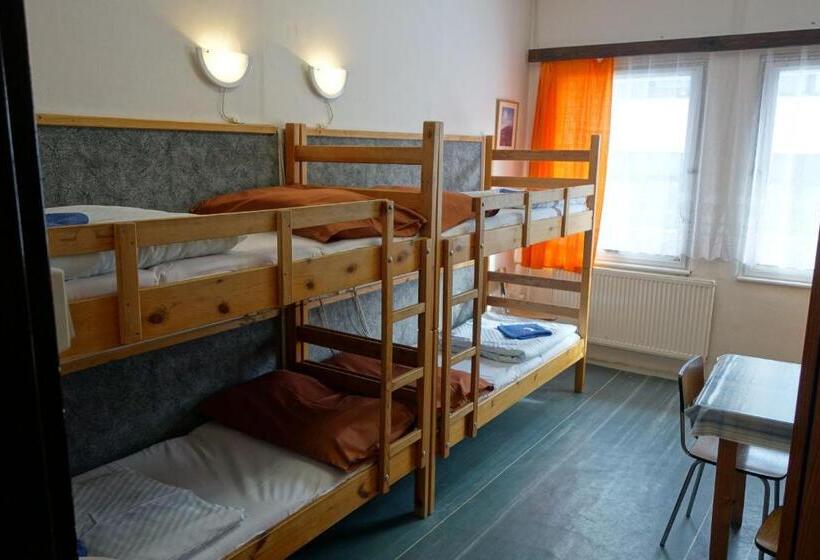 Четырехместный Номер Стандарт, Sklárna Harrachov