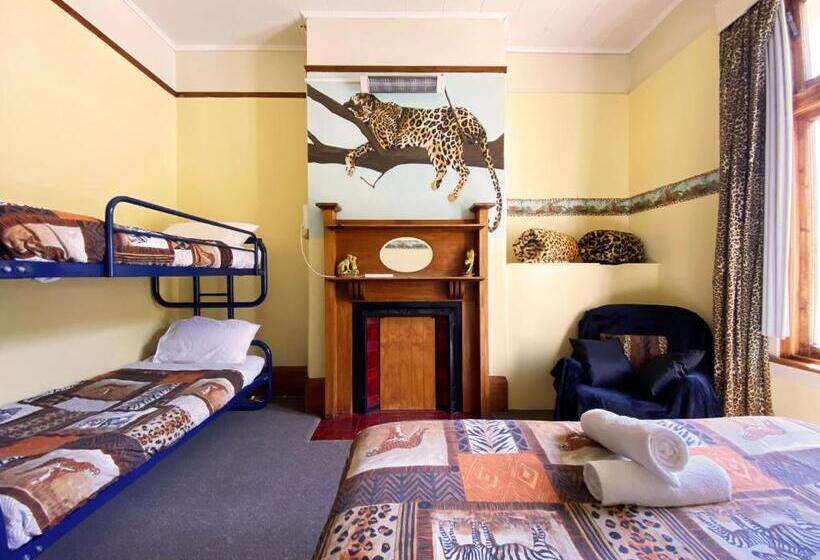 클래식 패밀리 룸, Noah's Ark Backpackers