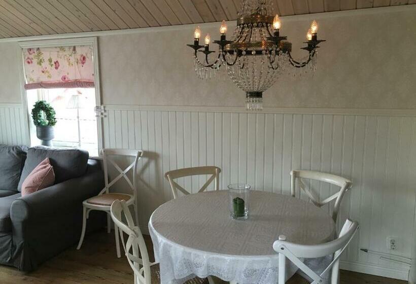 Апартаменты Superior 2 Спальни, Augustas Bed & Breakfast