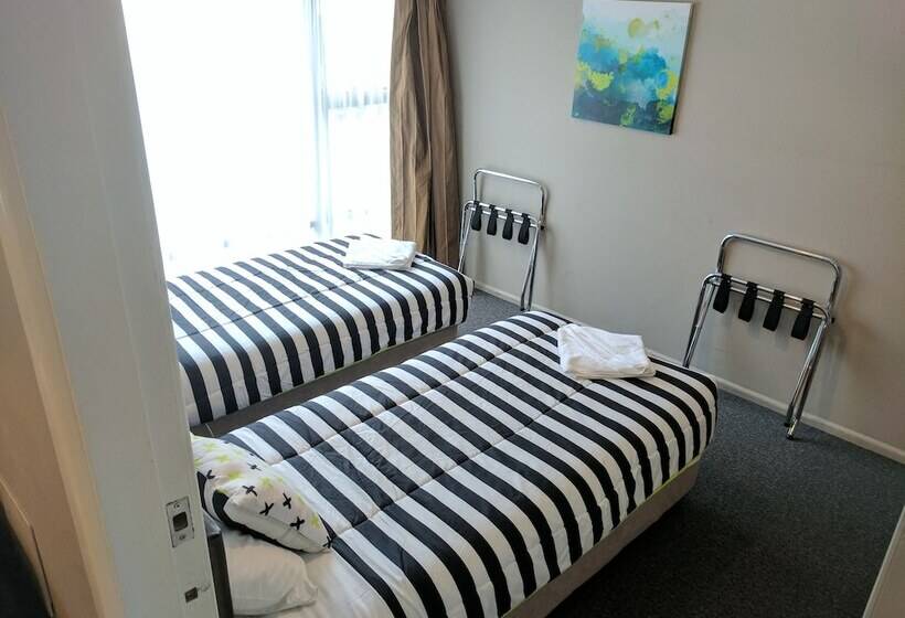 شقة غرفتين, Classique Lodge Motel