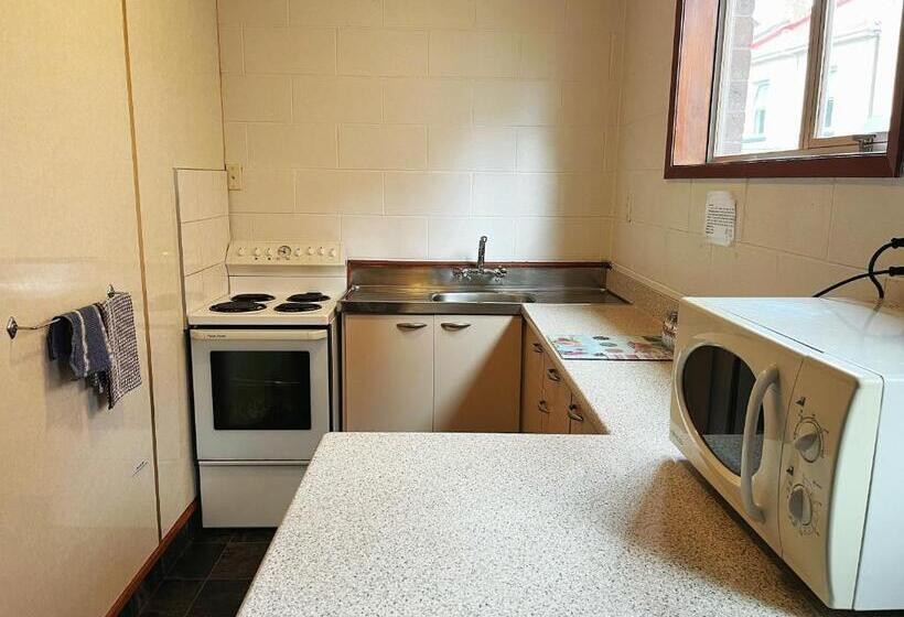 آپارتمان 2 خوابه, Cumberland Motel