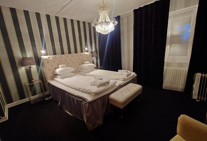 이코노미 룸, Palace Hotell