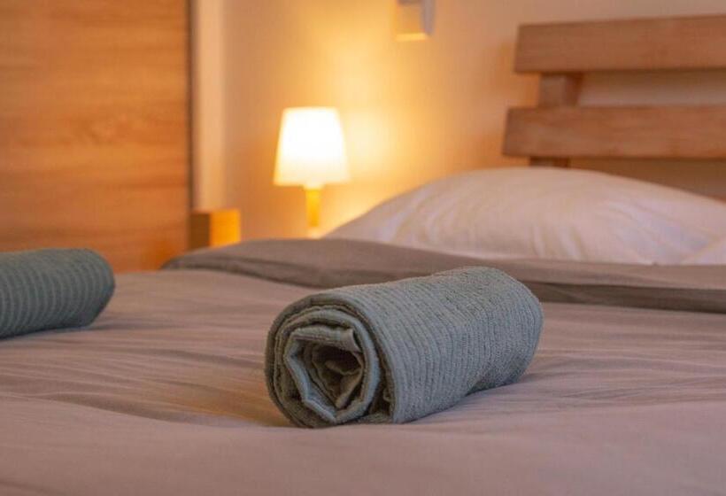 스탠다드 룸, The Lighthouse Hostel