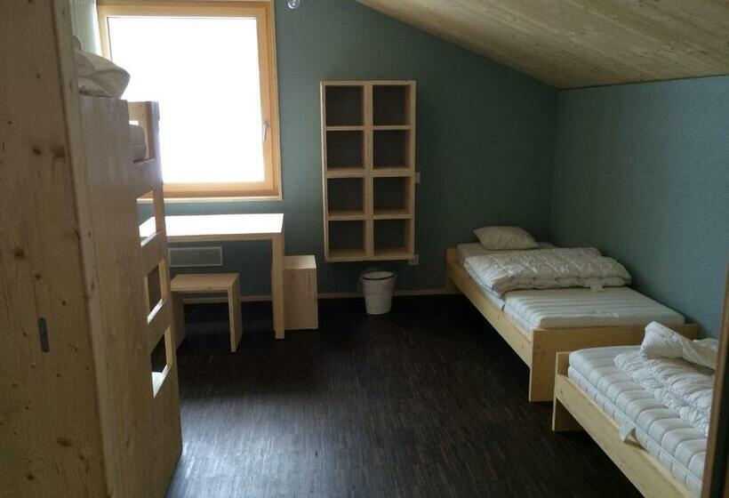 スタンダード４人部屋, Nova Casa Spinatscha Sedrun