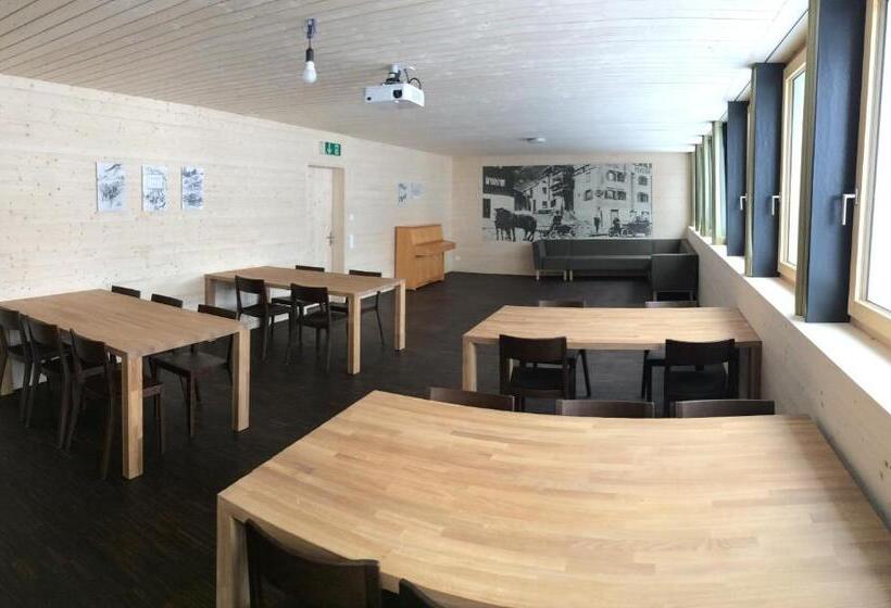 デラックスルーム, Nova Casa Spinatscha Sedrun