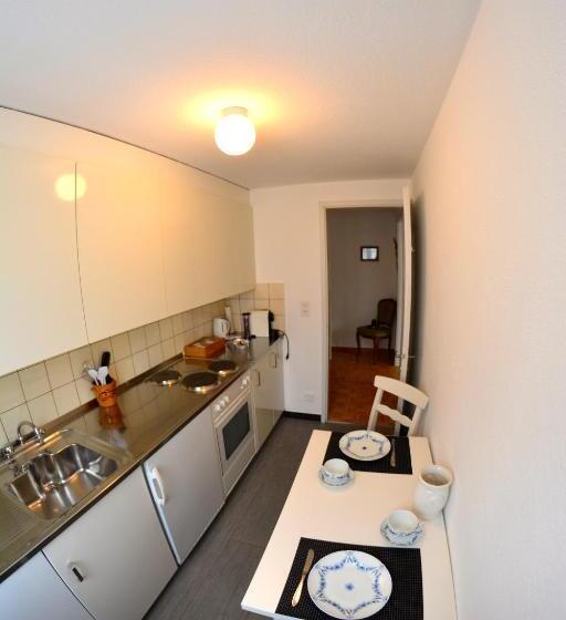 带共用浴室的标准房间, Bnb Haus Weibel