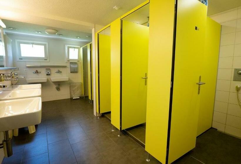 Номер Стандарт Совместная Ванная, Brienz Youth Hostel