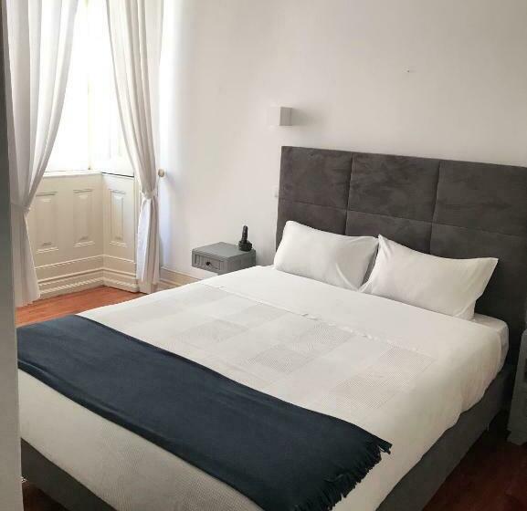 غرفة قياسية, Jardim
