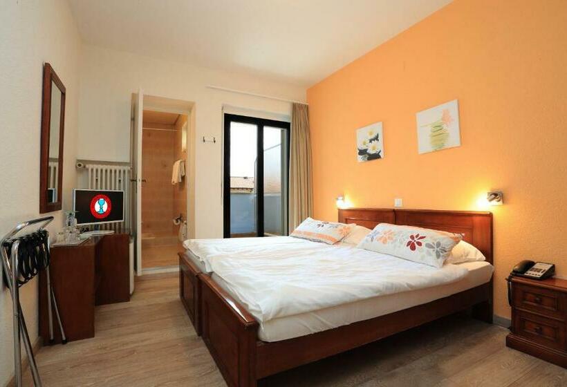 Chambre Standard avec Balcon Vue Jardin, Osteria Ticino By Ketty & Tommy