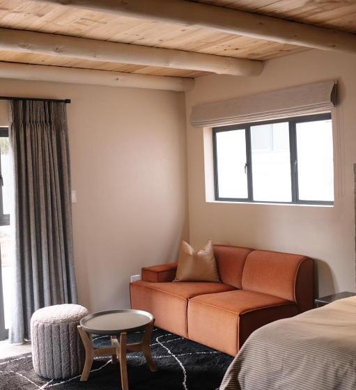 اتاق لوکس, Rest Guest House