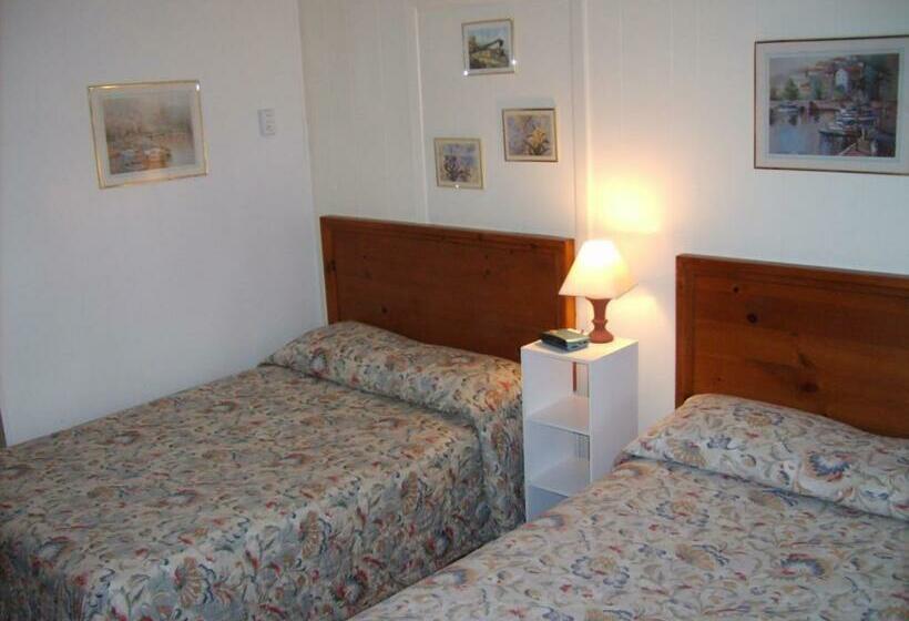 스탠다드 룸 더블 침대 2개, Capricorn Motel Royale 1000 Islands