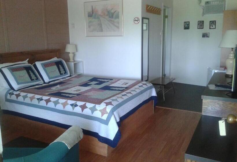 스탠다드 룸 더블 침대 2개, Capricorn Motel Royale 1000 Islands