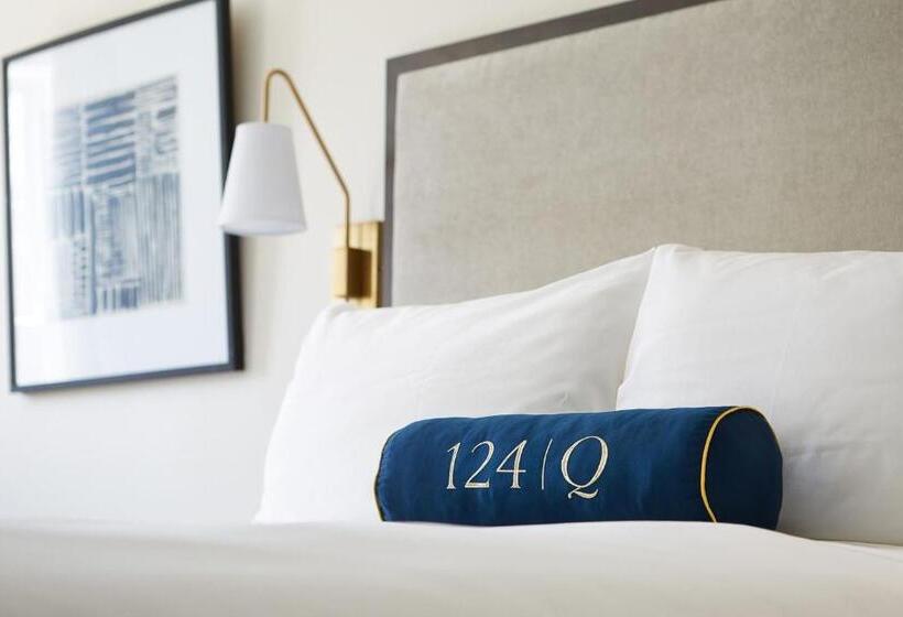 身障者適用キングサイズベッドルーム, 124 On Queen Hotel & Spa