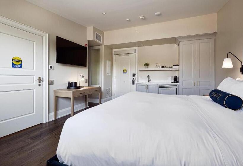 身障者適用キングサイズベッドルーム, 124 On Queen Hotel & Spa