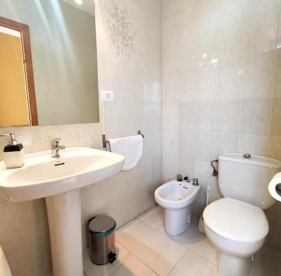 Номер Стандарт, Hostal Neus