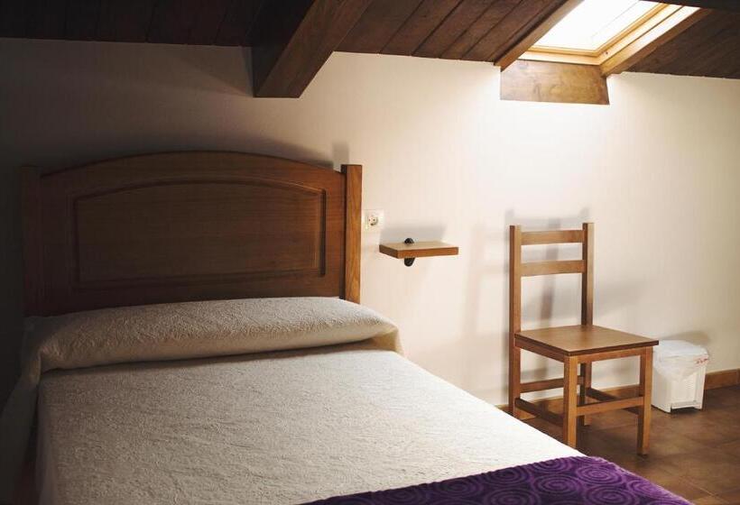 اتاق استاندارد چهارنفره با چشم‌انداز باغ, Albergue Camino Norte   Hostel