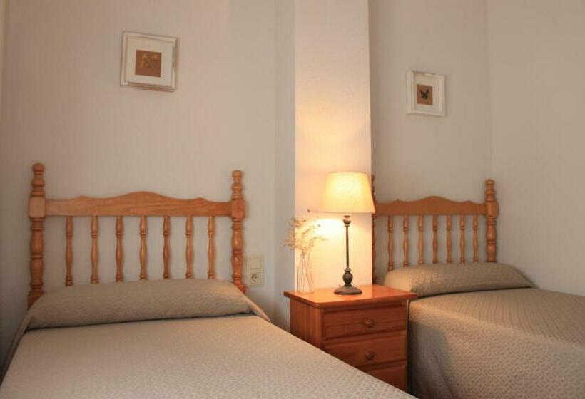 Номер Стандарт, Albergue Los Chorros