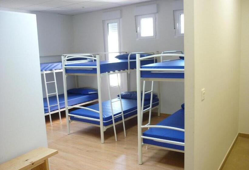 패밀리 룸, Pensión Albergue Puente Ribeira