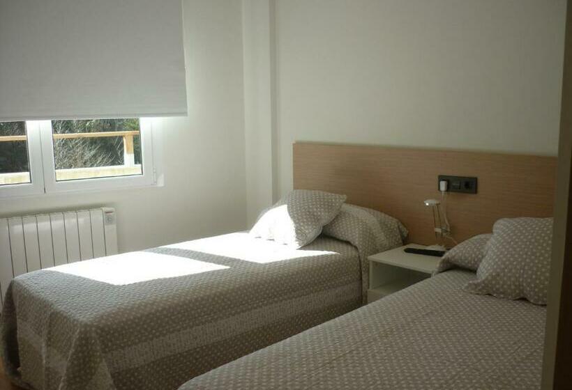 스탠다드 룸, Pensión Albergue Puente Ribeira
