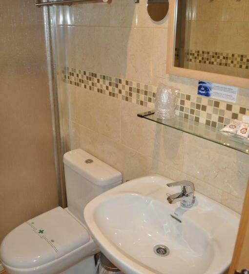 스탠다드 룸, Hostal Alcazaba