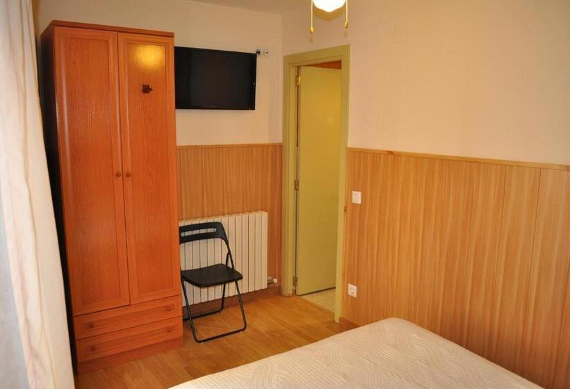 스탠다드 룸, Hostal Alcazaba