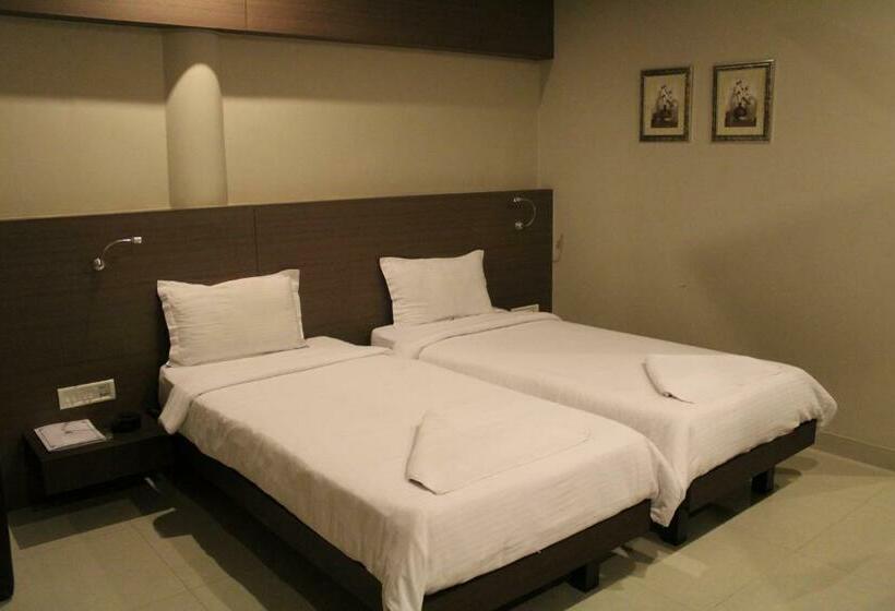 Номер Executive, Dibrugarh Club House