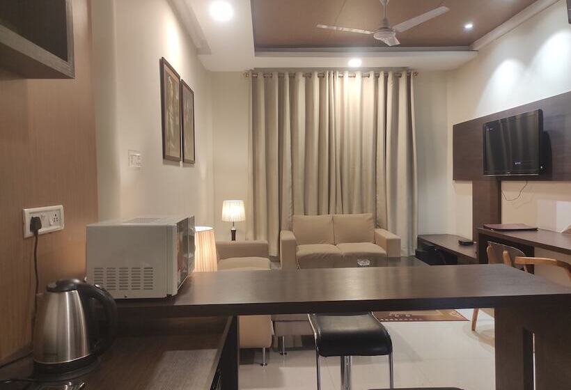 Номер Executive, Dibrugarh Club House