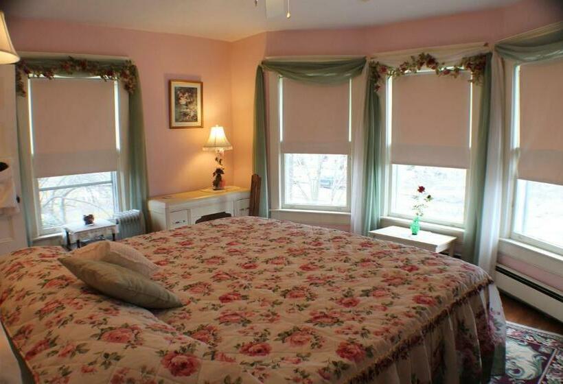 Номер Стандарт, The White Birch Inn