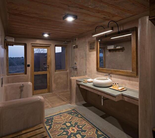 豪华套房, Manvar Resort & Tented Camp