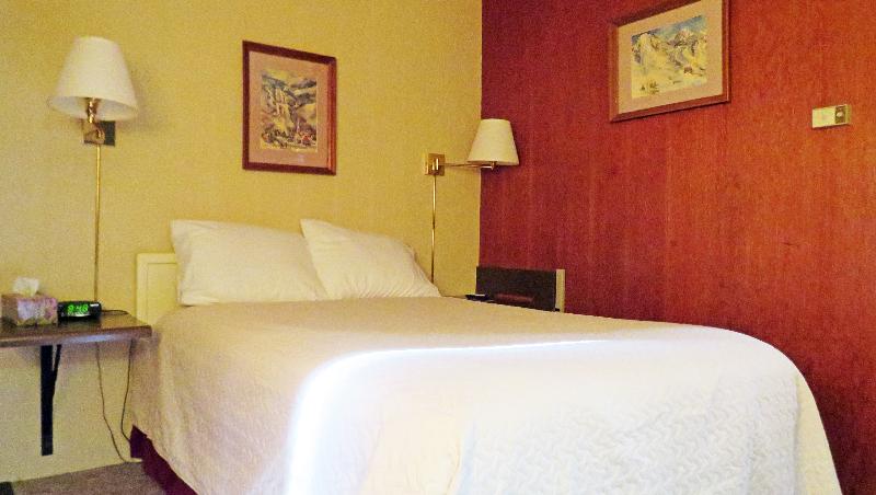 Номер Стандарт, Indianhead Ironwood Motel