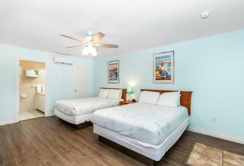 Номер Deluxe, Tropic Island Resort