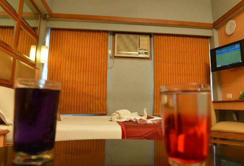 Номер Executive, Sree Bharani Hotels