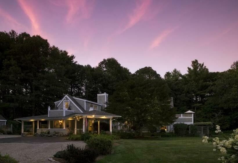 Номер Стандарт с Гидромассажем, Abbey's Lantern Hill Inn