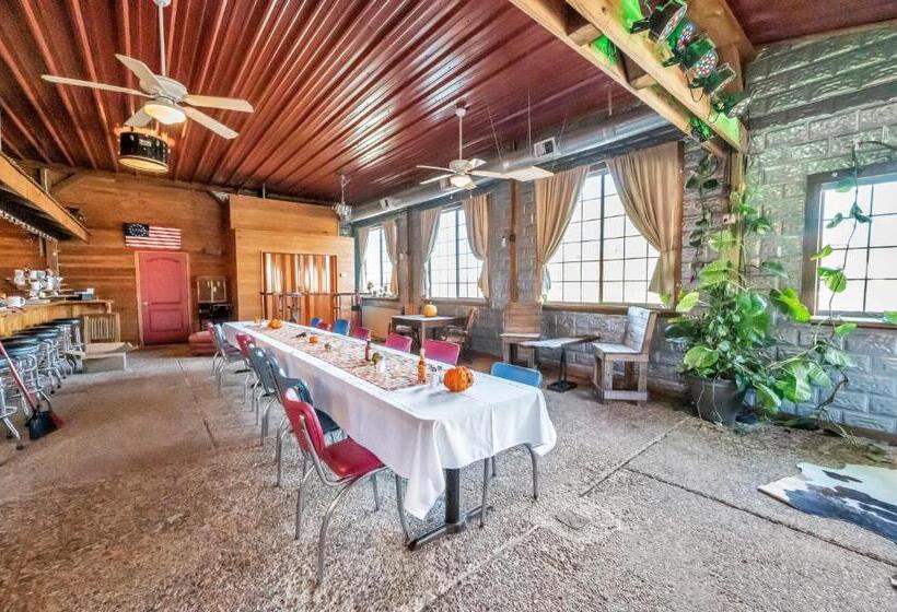 一居室别墅, Full Moon Inn