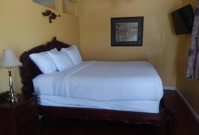 Номер Deluxe Кровать Кинг, My Place Suites