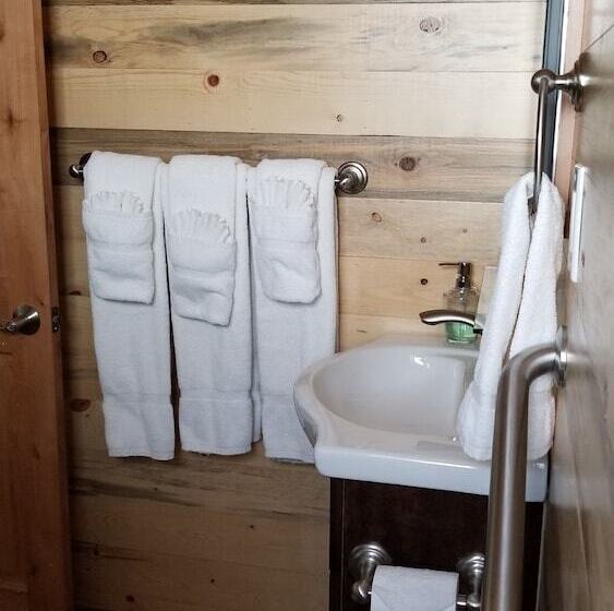 Номер Стандарт, Stone Lizard Lodge