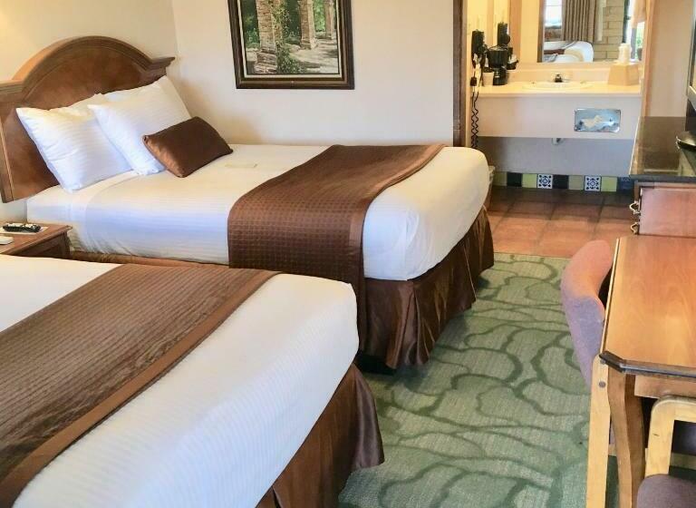 غرفة قياسية رباعية, Eldorado Inn Baker City