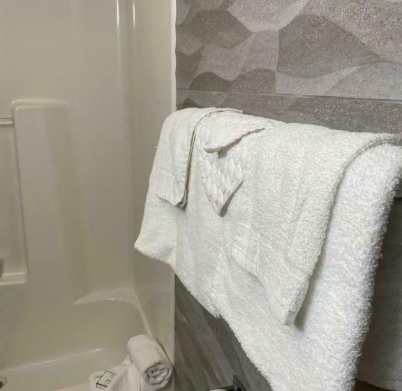 Номер Стандарт, Relax Inn North Babylon