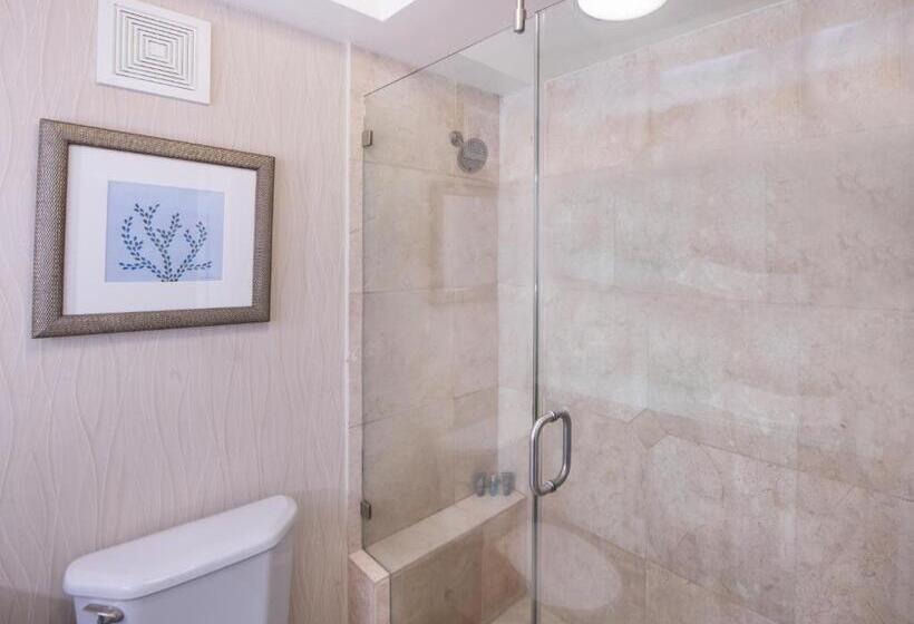 חדר דלוקס נוף לים, One Ocean Resort And Spa
