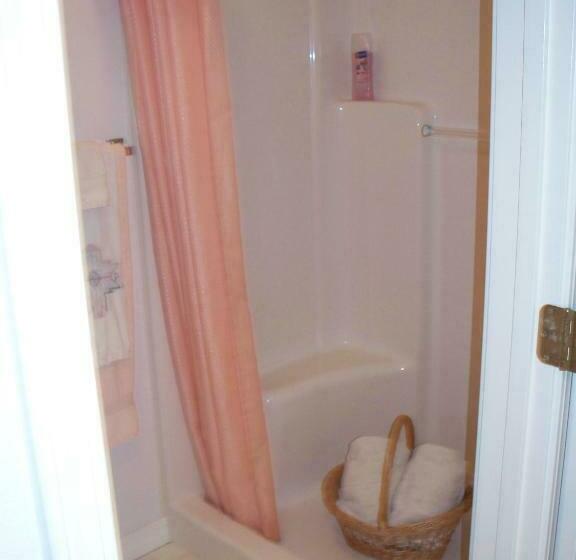 Номер Стандарт, River Cove Elegant Waterfront Bed & Breakfast