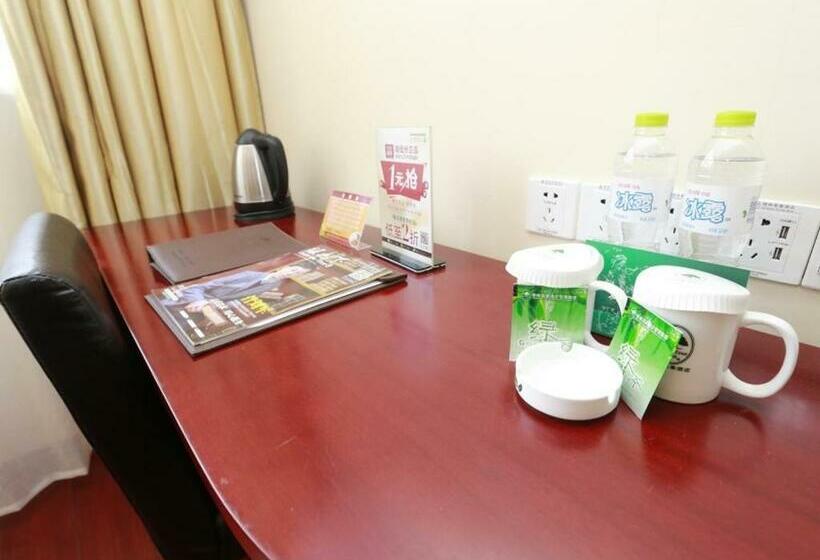 Номер Deluxe, Greentree Inn Anhui Liuan Railway East Station Passenger Station Express