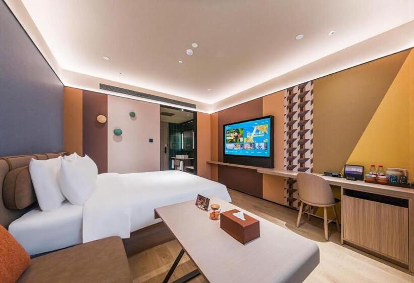 Номер Стандарт, Orange Hotel   Jiaozhou Jiaodong International Airport Jiaodong Subway Station