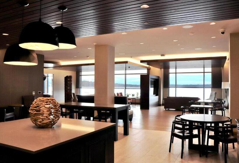 Номер Клуб, Hyatt Regency Lake Washington At Seattle S Southport